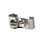 863009A